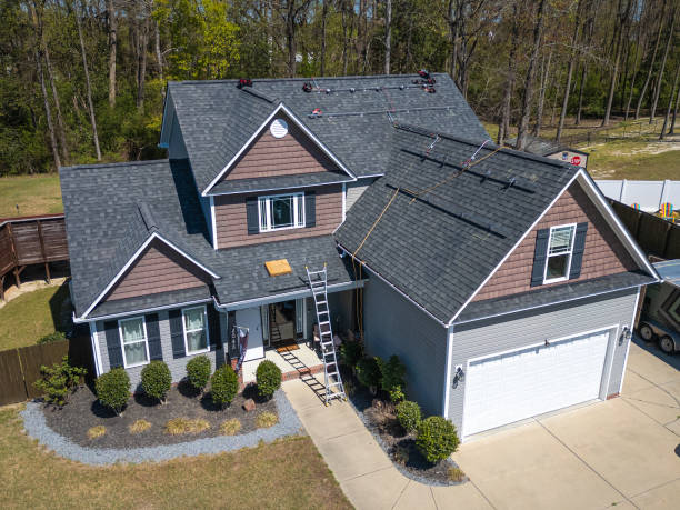 Best Roof Installation  in Las Lomas, CA